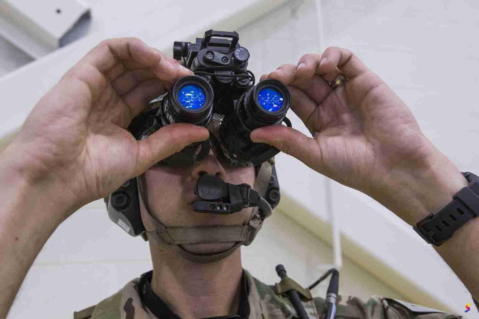 Define spy on, spy on Meaning, spy on Examples, spy on Synonyms, spy on  Images, spy on Vernacular, spy on Usage, spy on Rootwords | SmartVocab