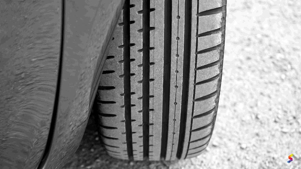 define-tire-tire-meaning-tire-examples-tire-synonyms-tire-images