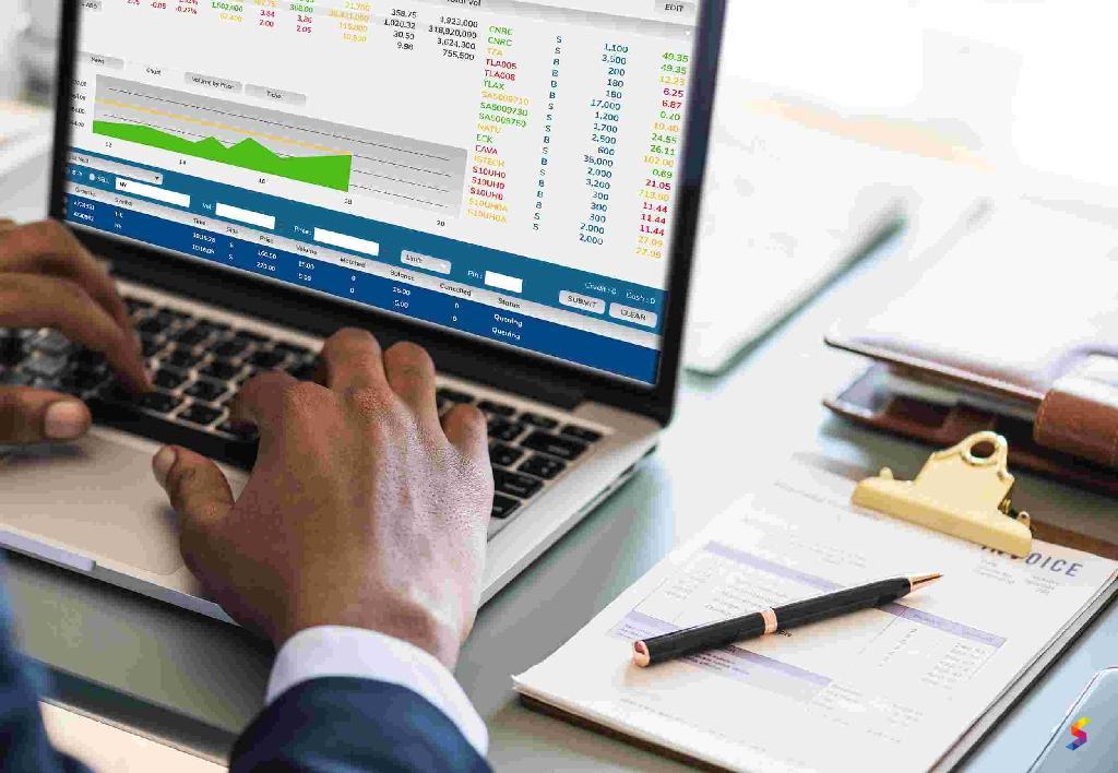 Chartered Accountant Synonyms In English